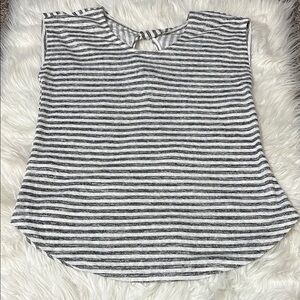 Bobeau Striped Top Back Keyhole Cut Out Size XS Sleeveless